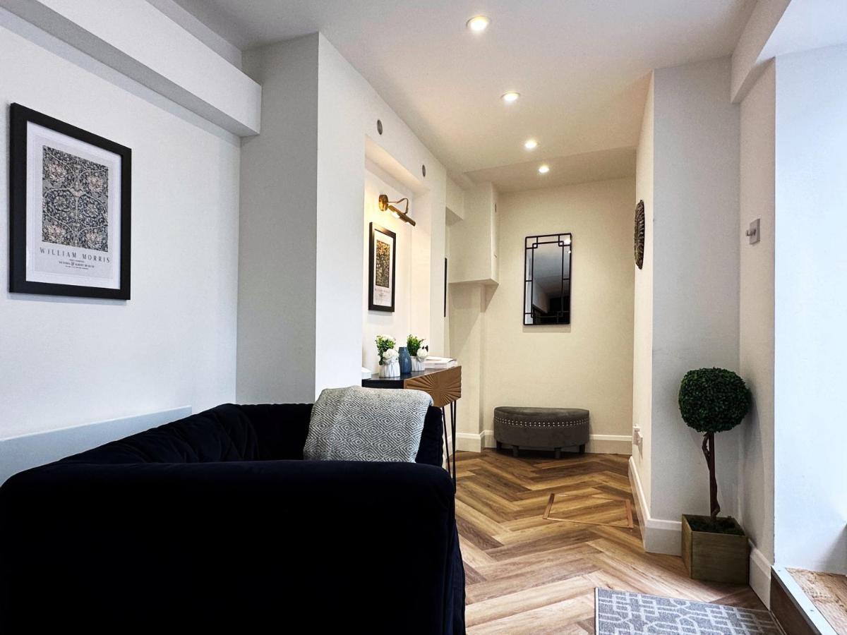 Liam Place Near Hyde Park - 1 Double Bed, 1 Sofa Bed, Spacious Apartment, Private Entrance 런던 외부 사진