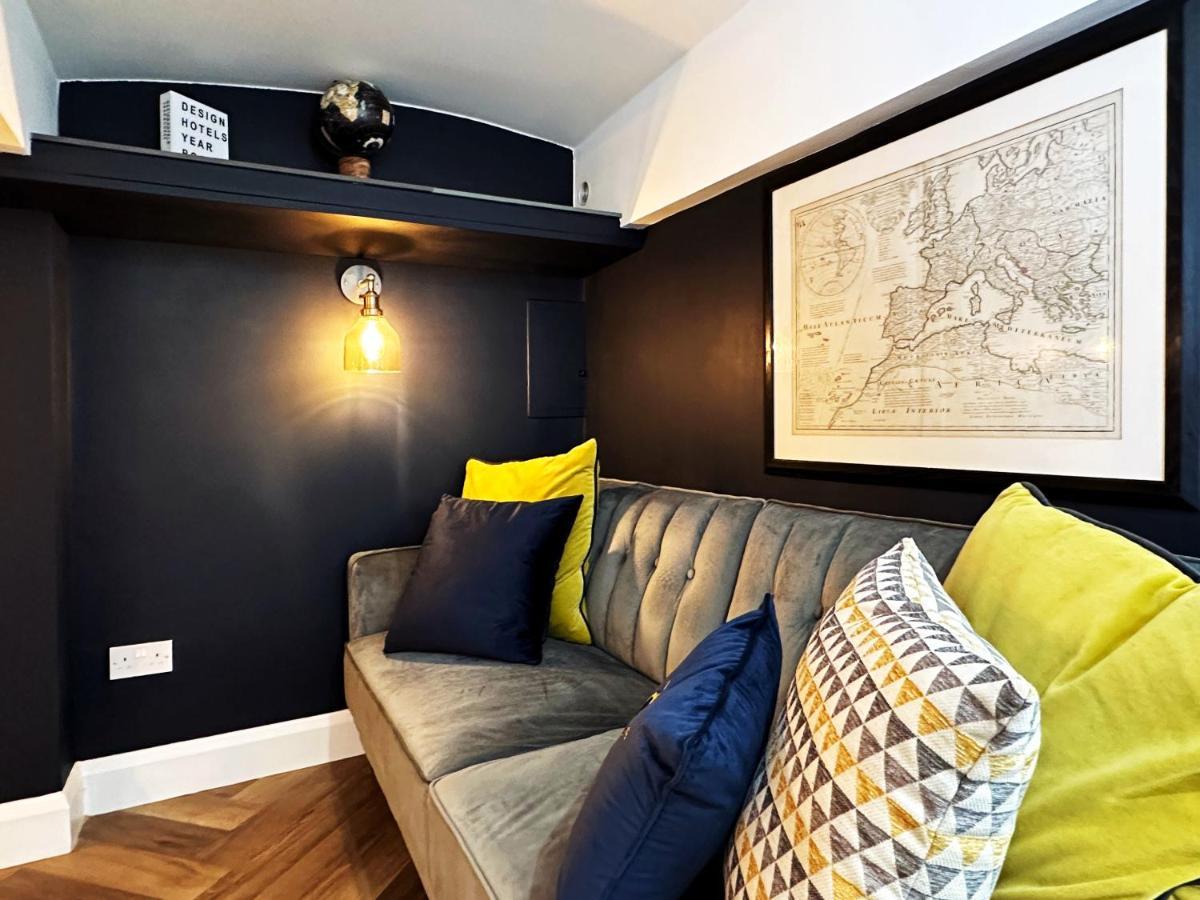 Liam Place Near Hyde Park - 1 Double Bed, 1 Sofa Bed, Spacious Apartment, Private Entrance 런던 외부 사진