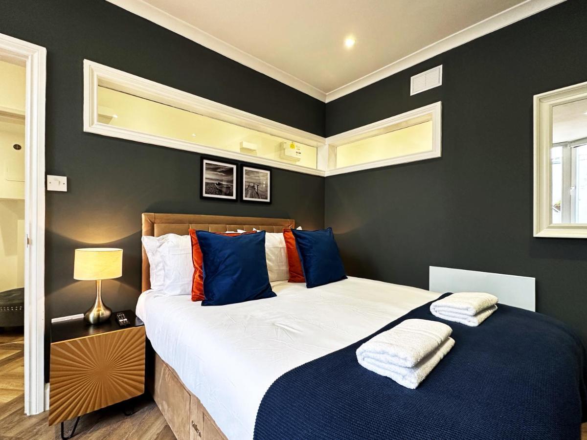 Liam Place Near Hyde Park - 1 Double Bed, 1 Sofa Bed, Spacious Apartment, Private Entrance 런던 외부 사진